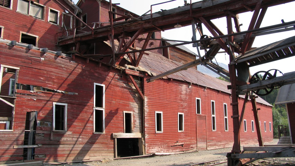 Kennecott Mine copper mill building