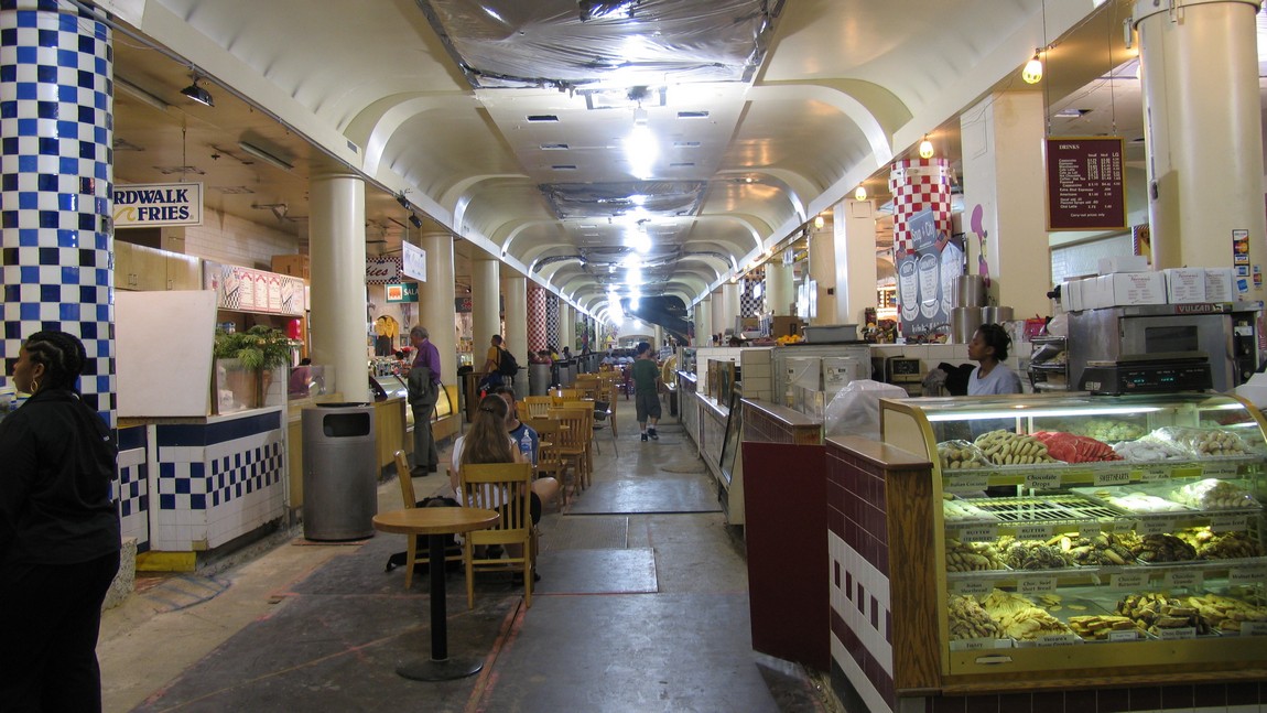 Food court