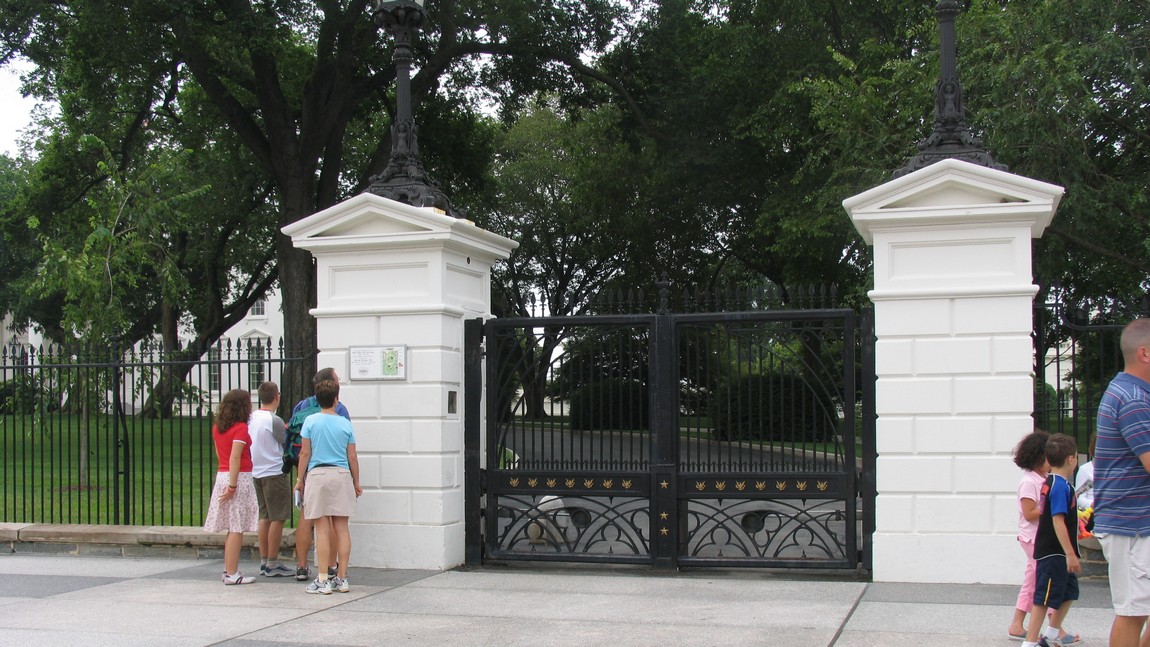 Gates to the White House