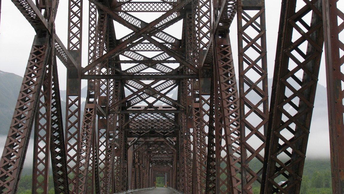 Structure