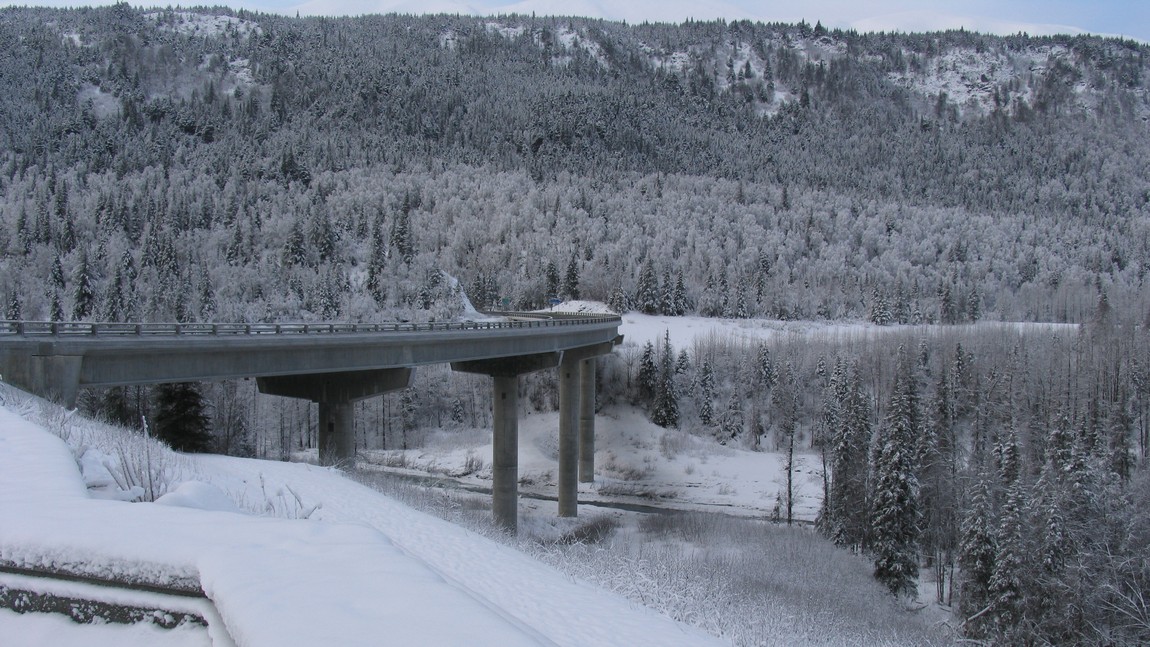 New bridge over Canyon Creek