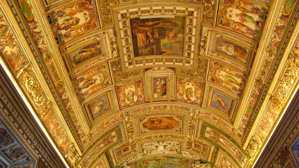Ceiling of the hall of maps