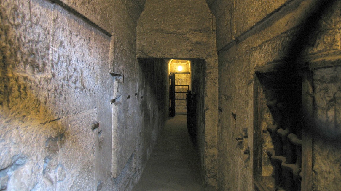 Walking toward the Bridge of Sighs