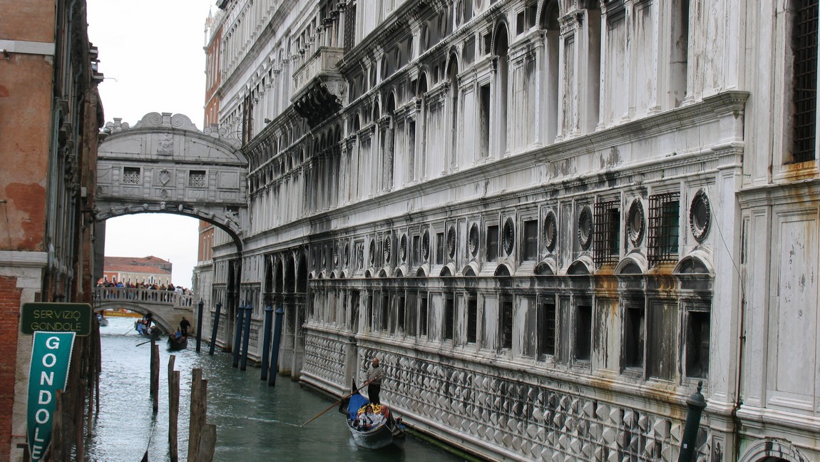 Bridge of Sighs and Doge's Palace