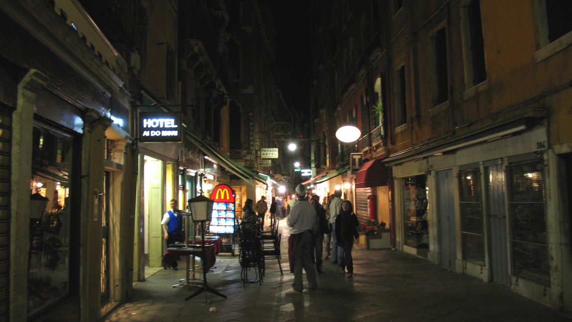 Walking in Venice at night