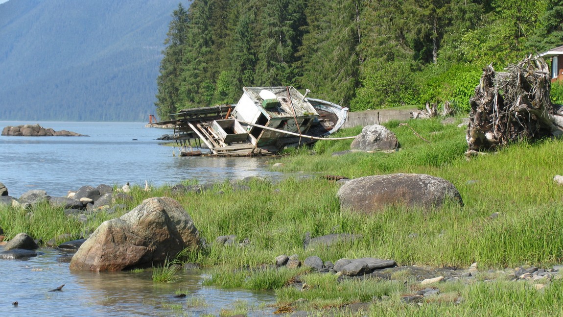 Boat in a state of disrepair