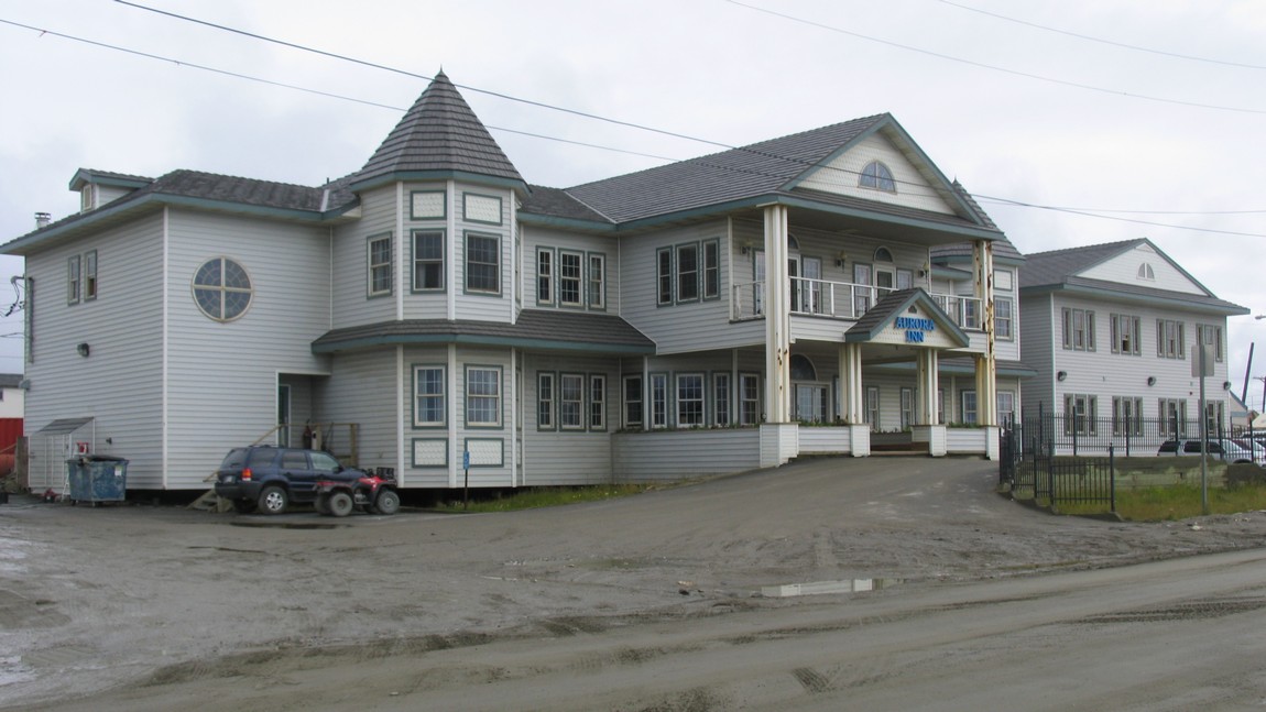 Aurora Inn