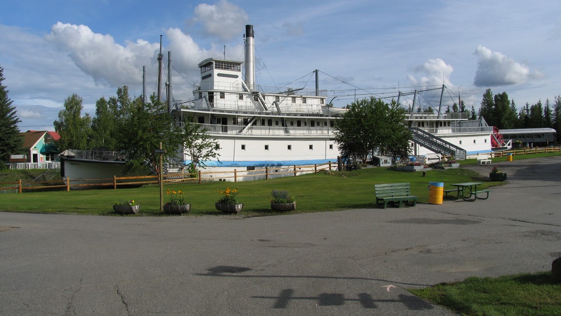 Sternwheeler Nenana