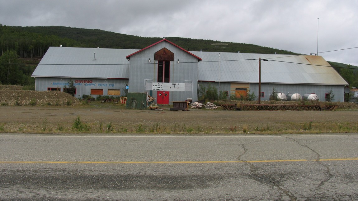 Abandoned building in Fox