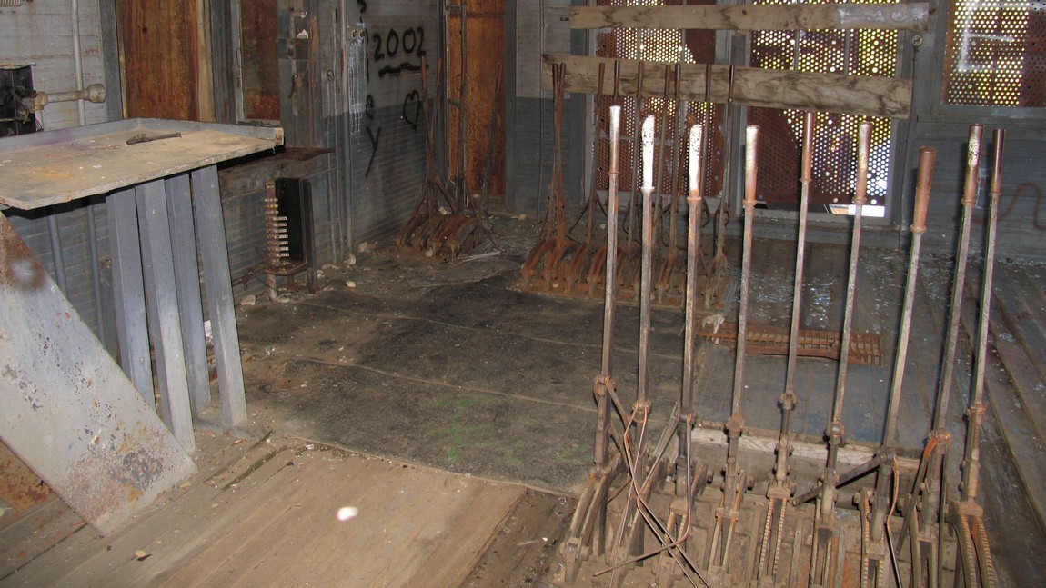 Control room in the gold dredge