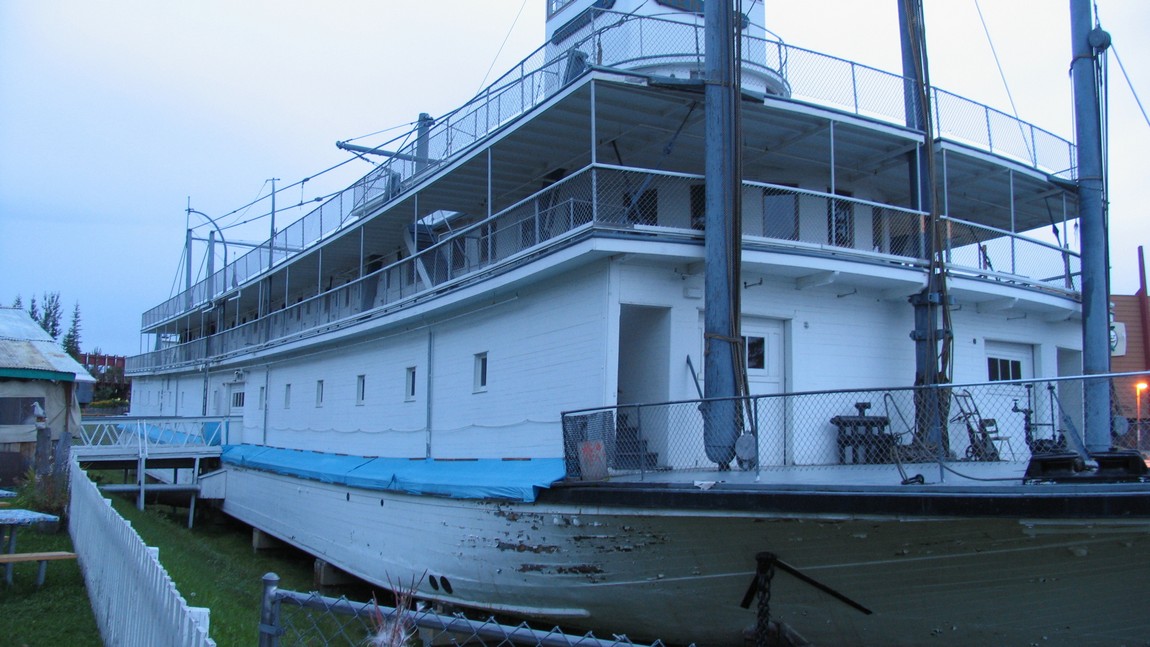 Sternwheeler Nenana