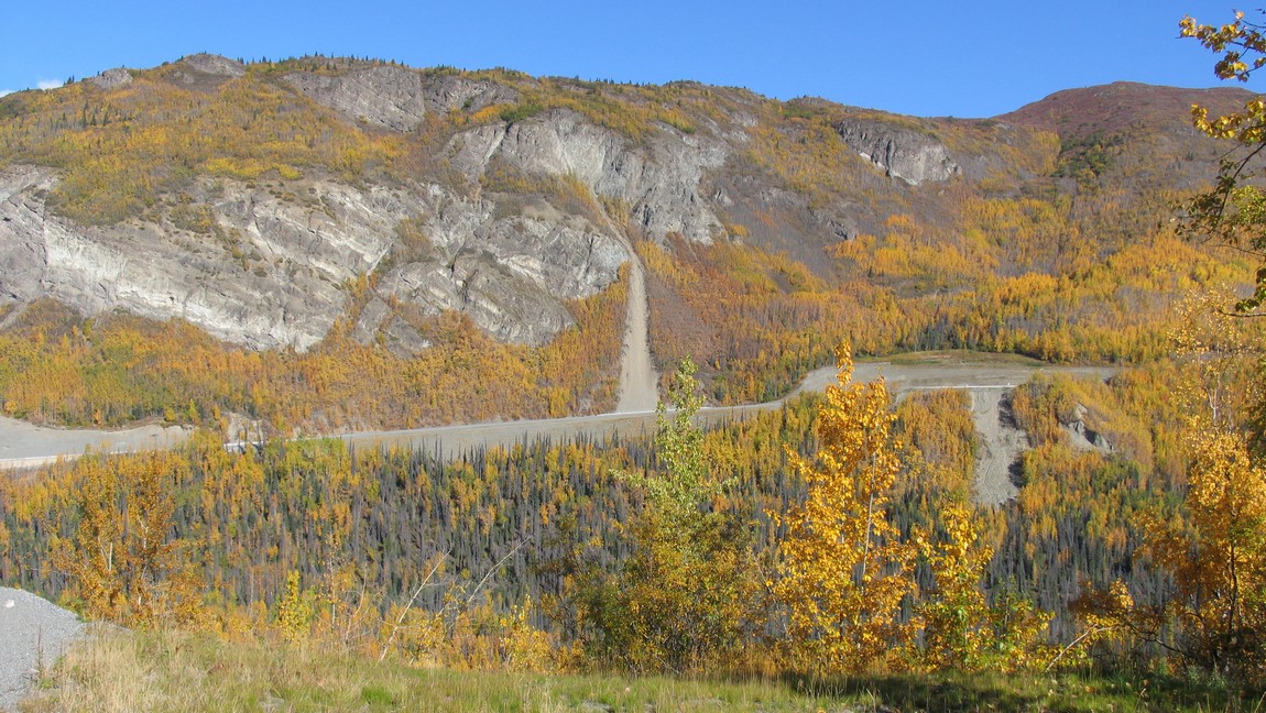 Fall colors near Glacier View