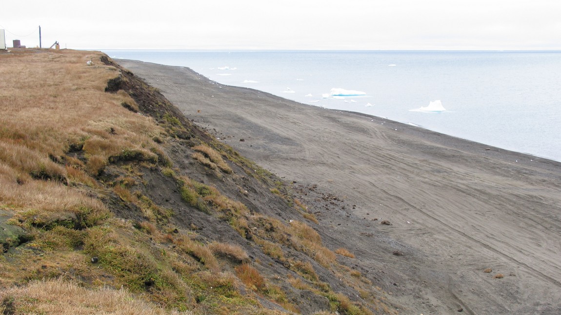 Shoreline near Arctic Pizza