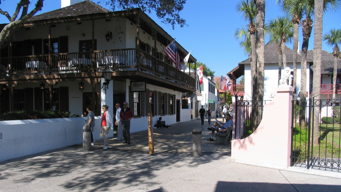 Walking around Saint Augustine