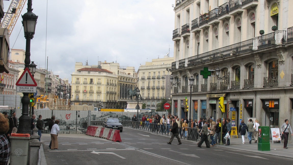 Puerta del Sol public square