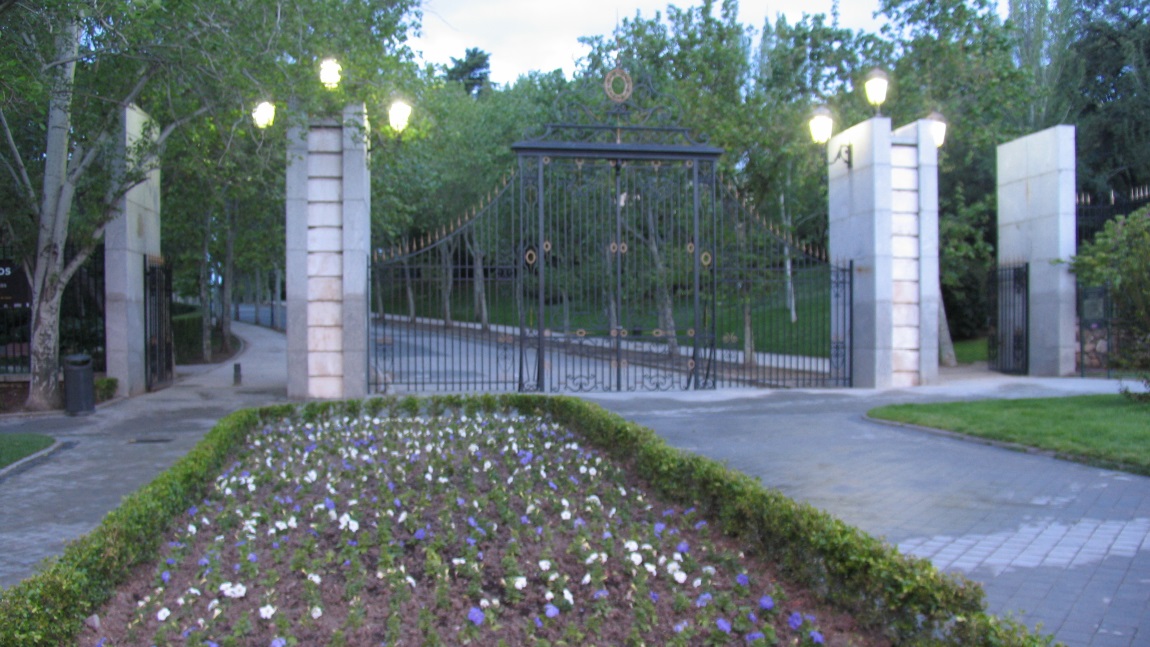 Entrance to La Rosaleda Botanical Garden