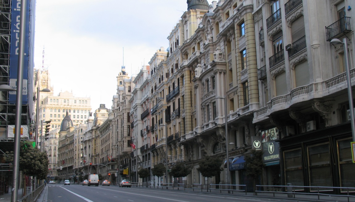 Looking West on Calle Gran Via