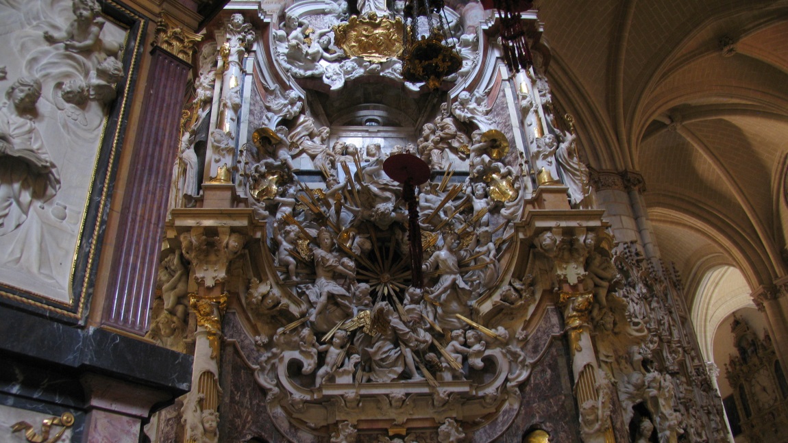 Inside the Santa Iglesia Catedral Primada de Toledo church