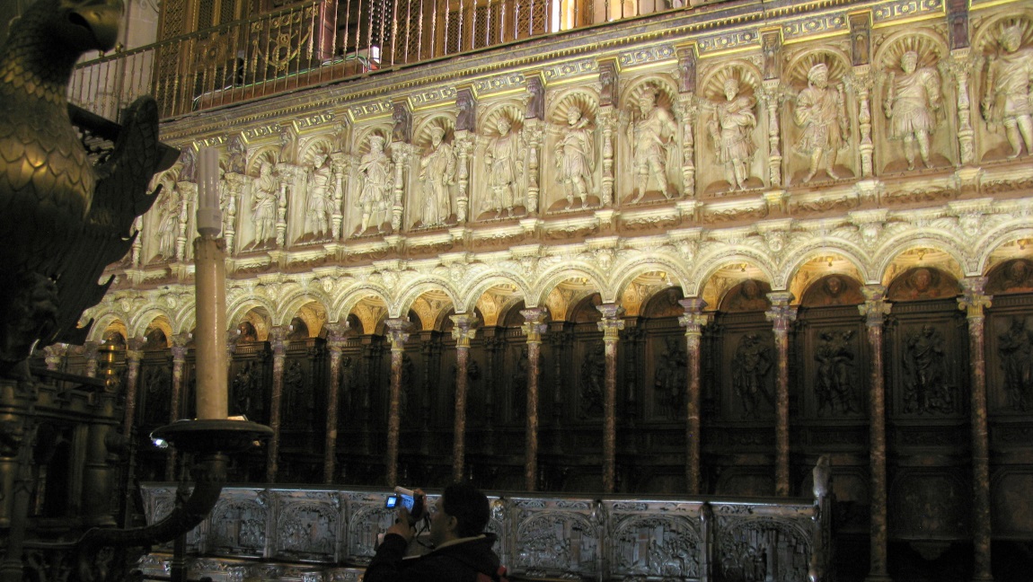 Inside the Santa Iglesia Catedral Primada de Toledo church