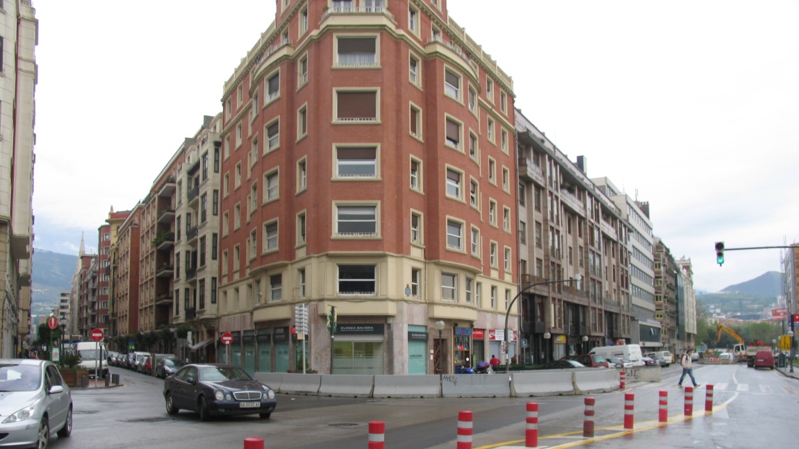Lersundi Kalea street