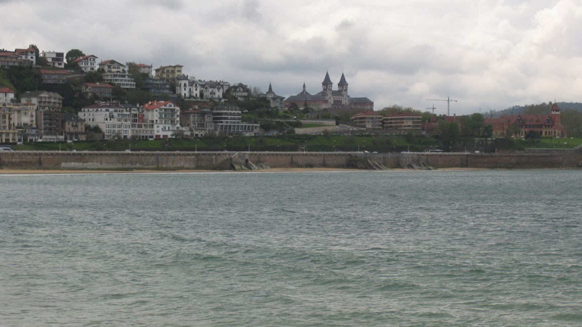 Western end of La Concha Beach