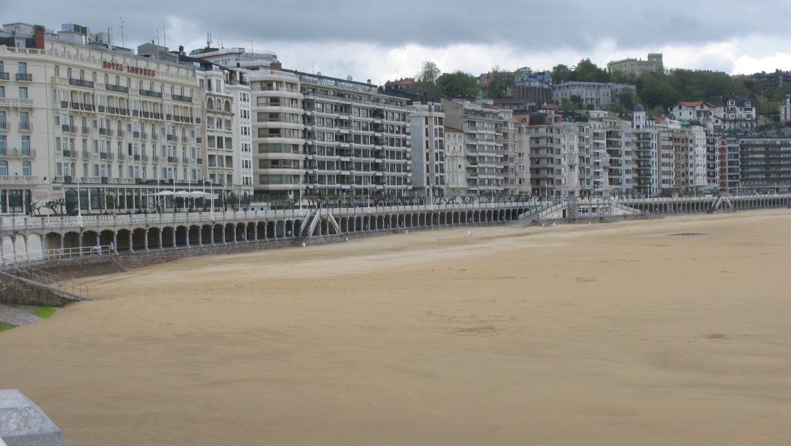 Hotels along La Concha Beach