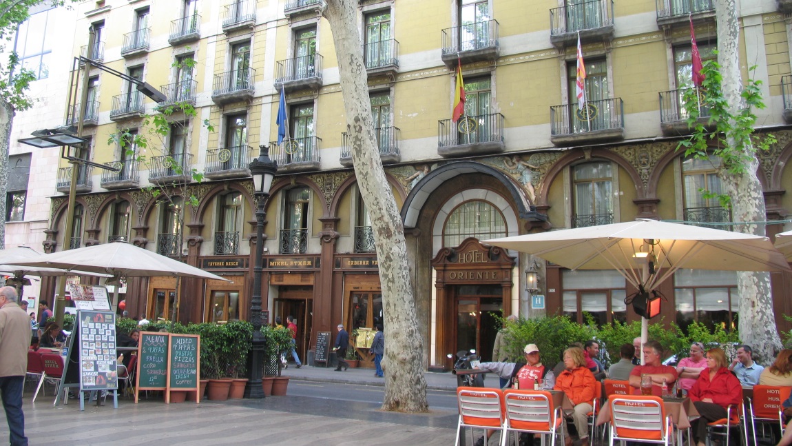 Oriente Atiram Hotel