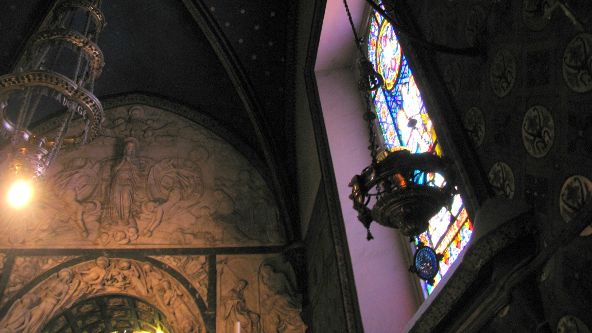Inside Santa Maria de Montserrat Abbey