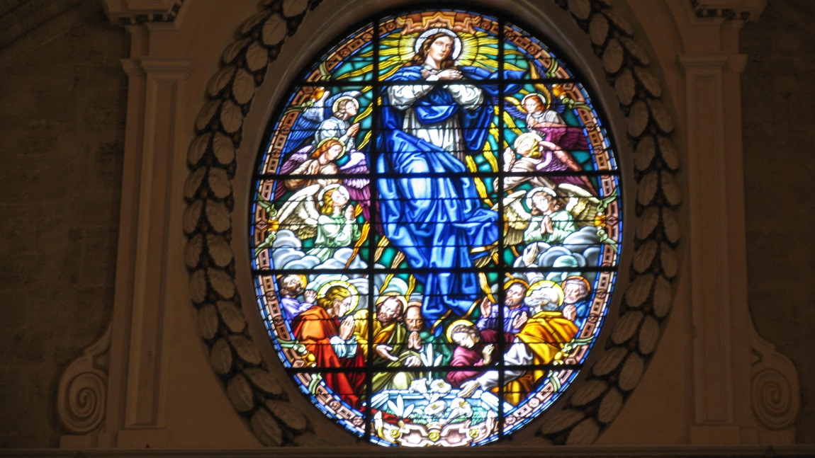 Inside Valencia cathedral
