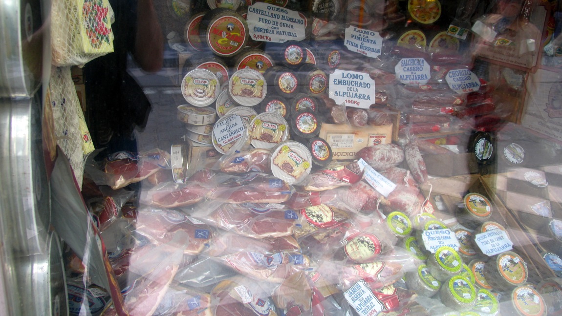 Window shopping on Calle San Antn
