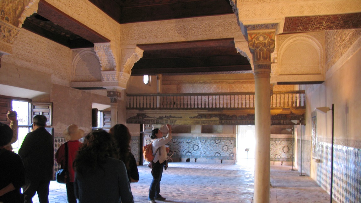 Exploring La Alhambra