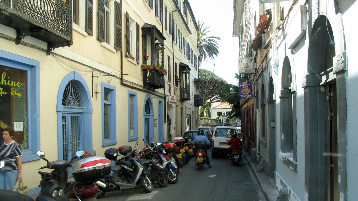 Driving on Governor's Street