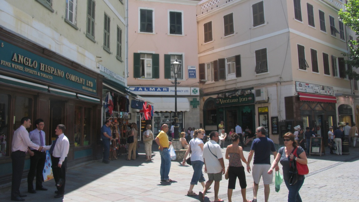 Casemates Square