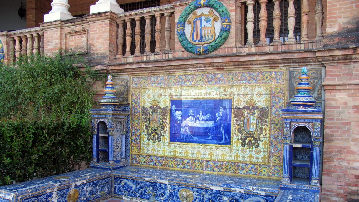 Salamanca alcove at the Plaza de Espaa