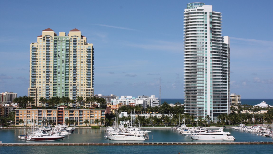 Yacht Club at Portofino condominiums