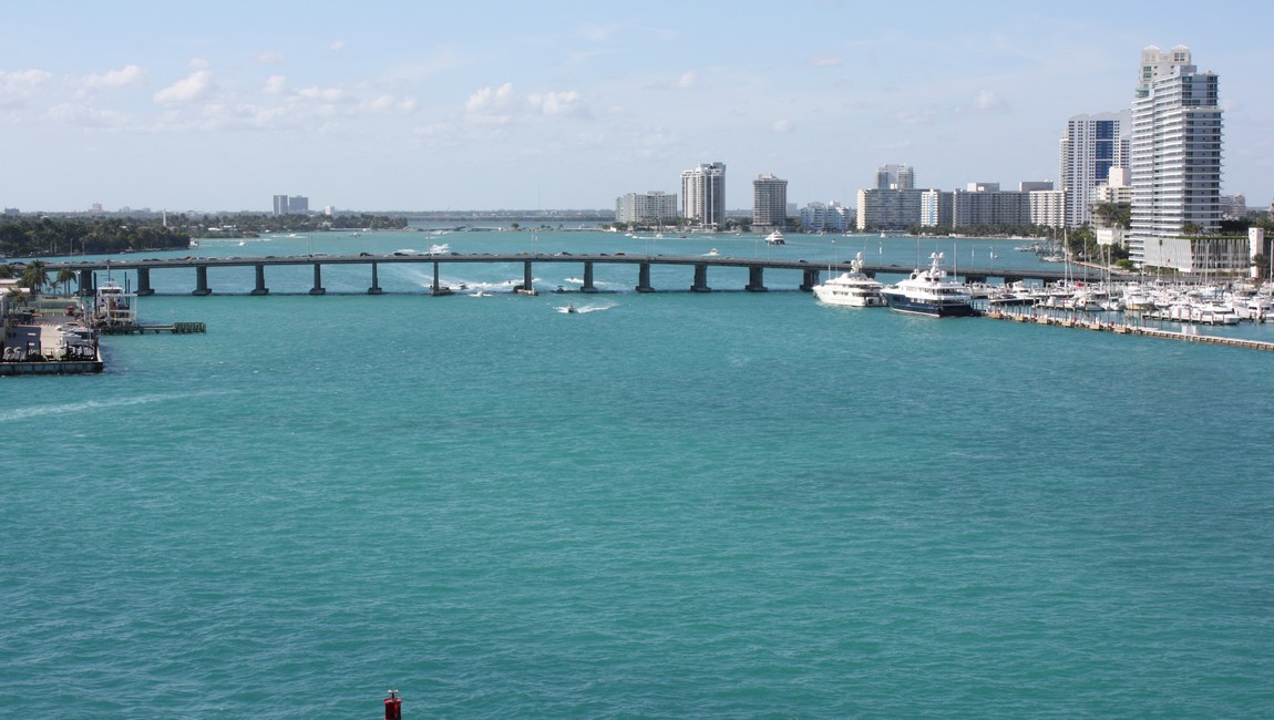 MacArthur Causeway over Government Cut