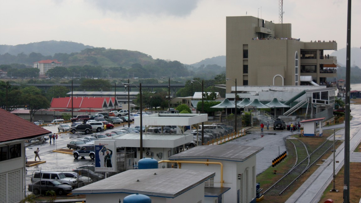 Miraflores Visitor's Center