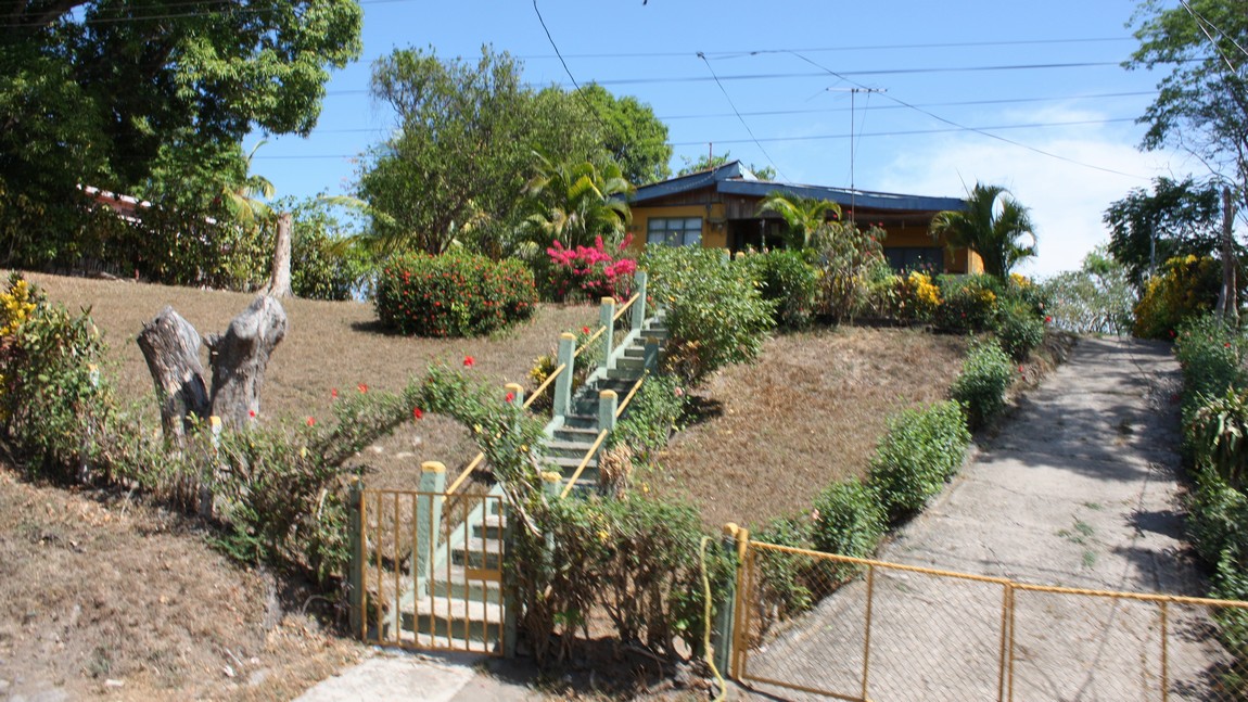 House with a nice yard