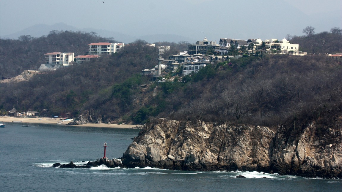 Coastline near Huatulco