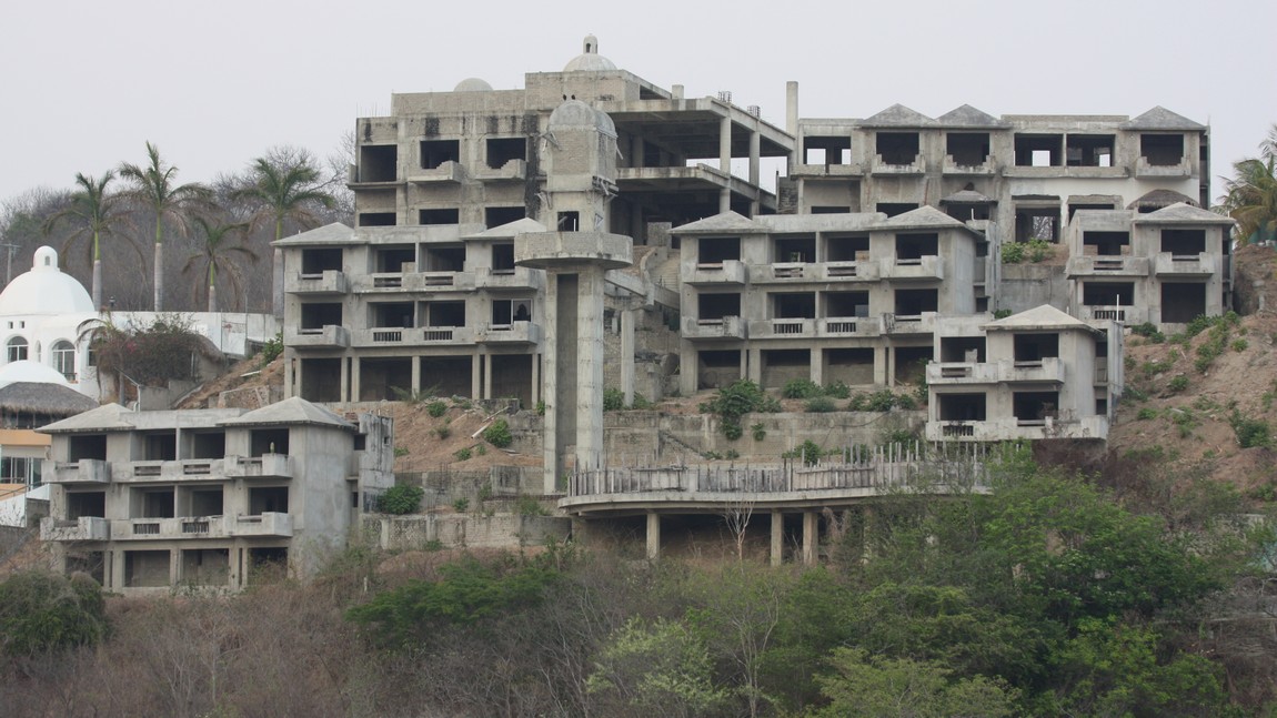 Apartment complex or hotel
