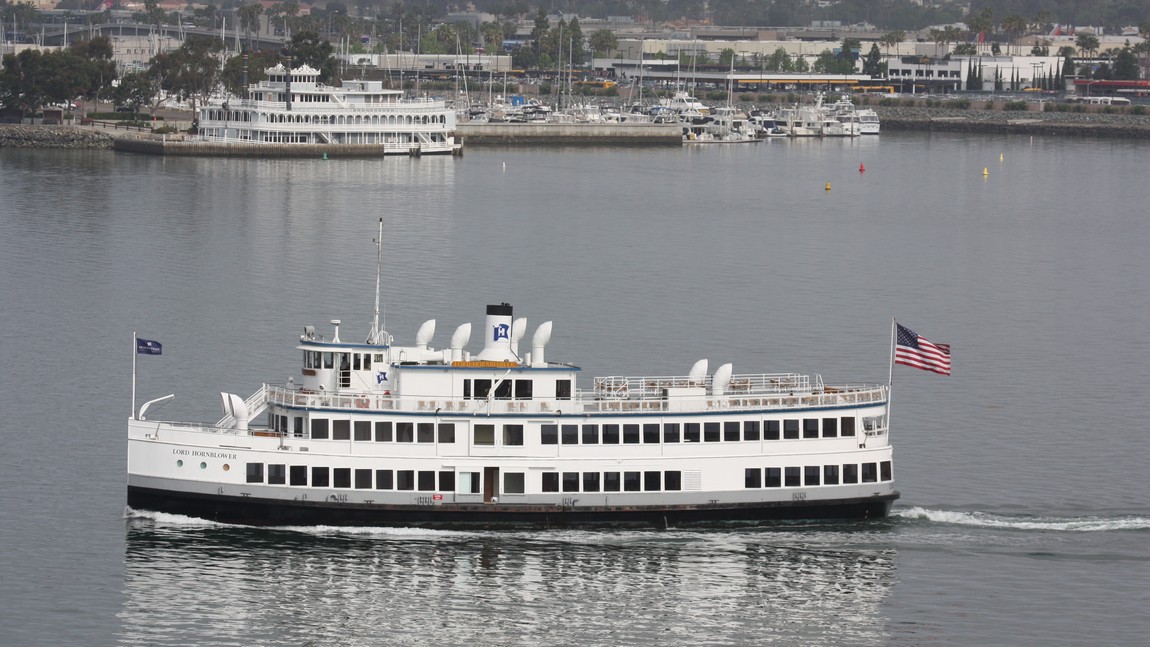 Ferry seen from Norwegian Pearl