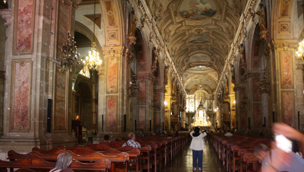 Inside the Metropolitan Cathedral of Santiago