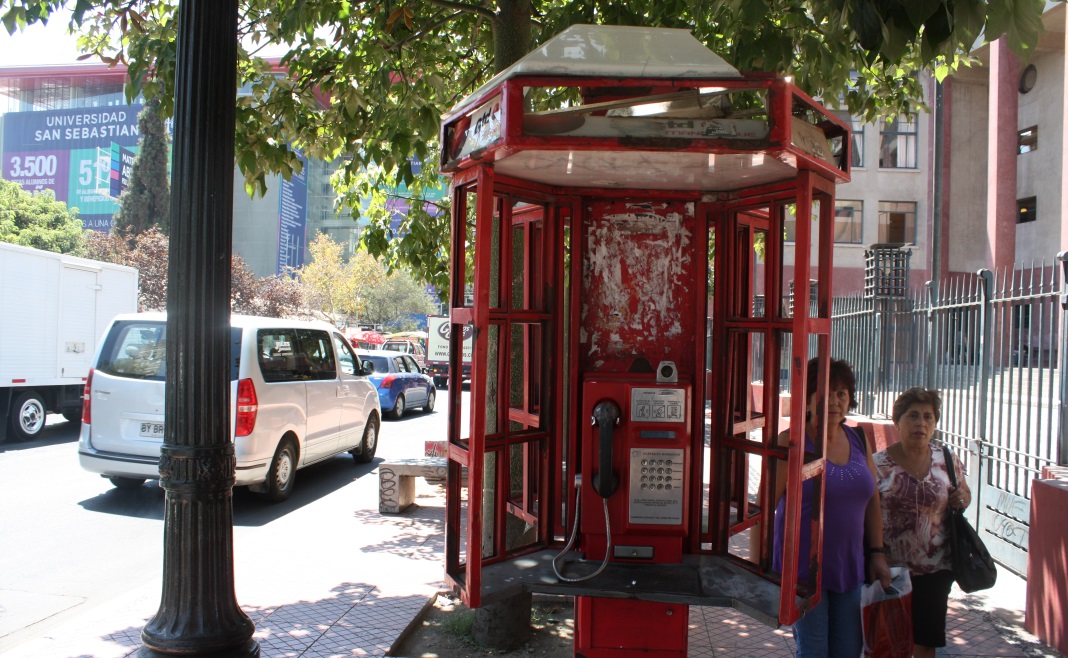 Phone booths are still available in Santiago