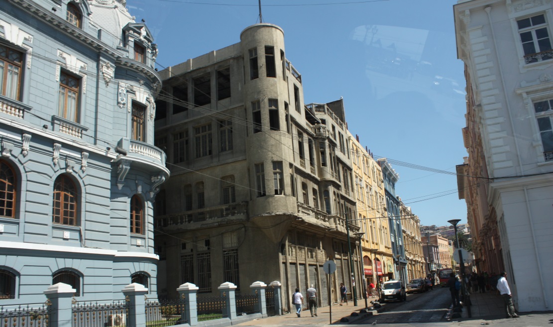Sotomayor street from Sotomayor square