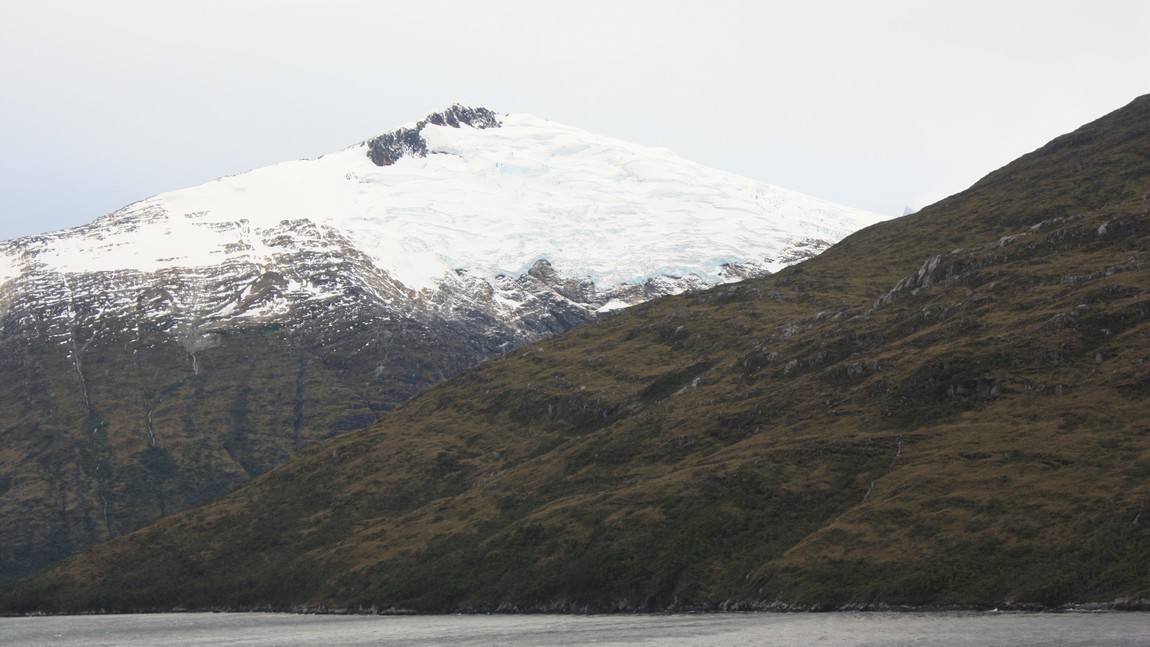 Between Francia and Italia Glaciers
