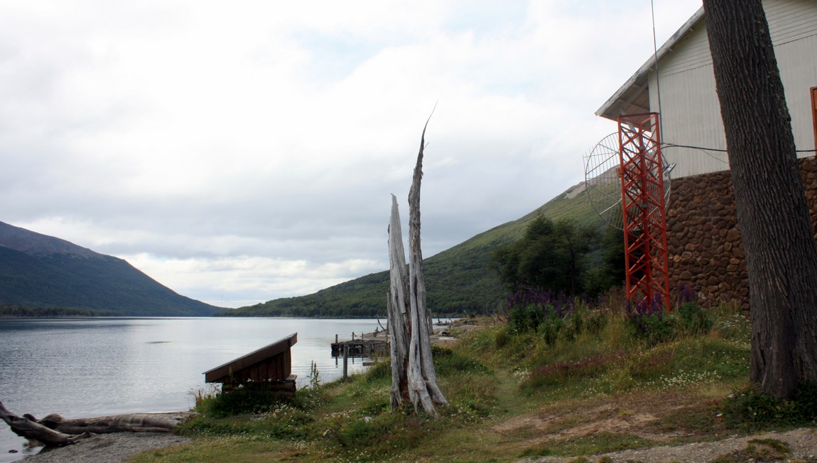 On the shore of Lake Escondido