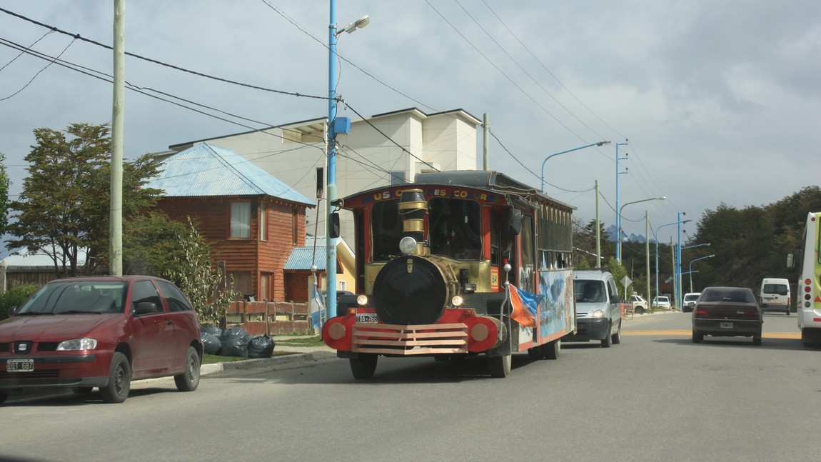 Train shaped city tour bus