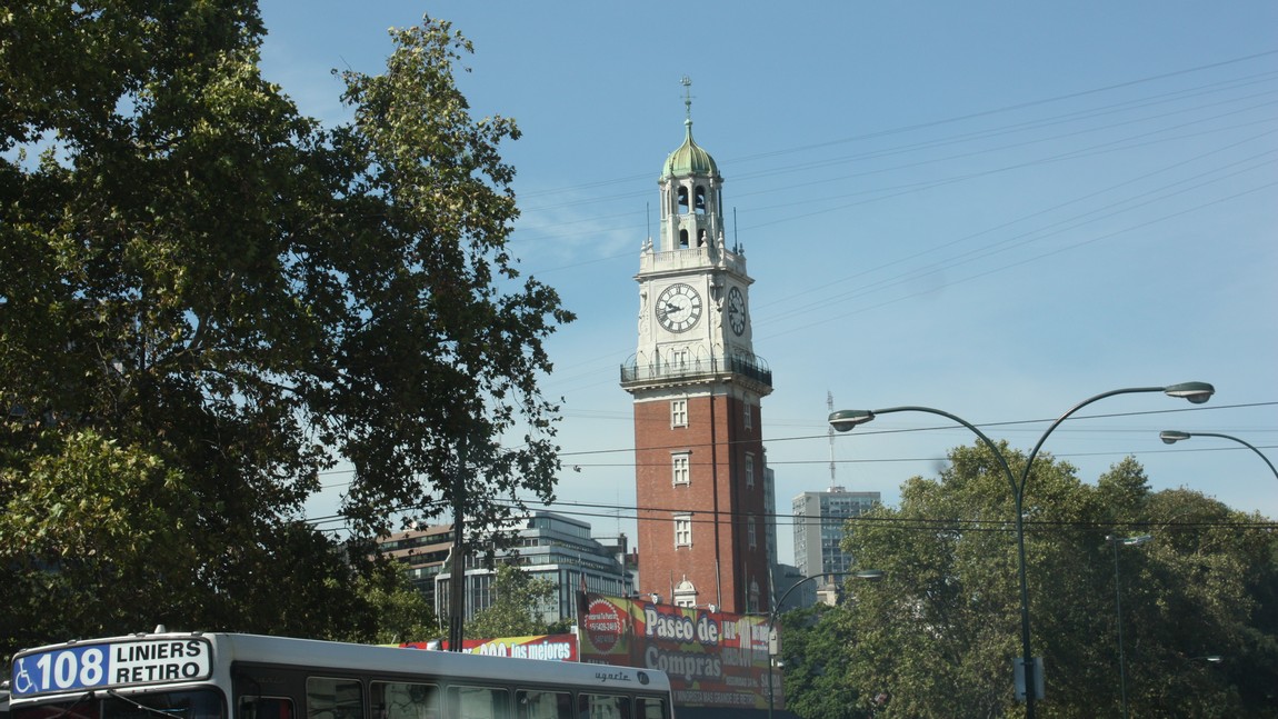 Torre Monumental clock tower