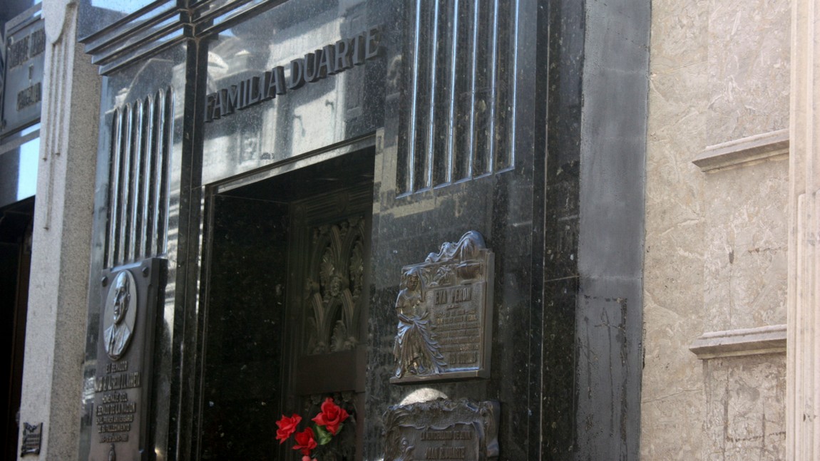 Grave of Eva Pern