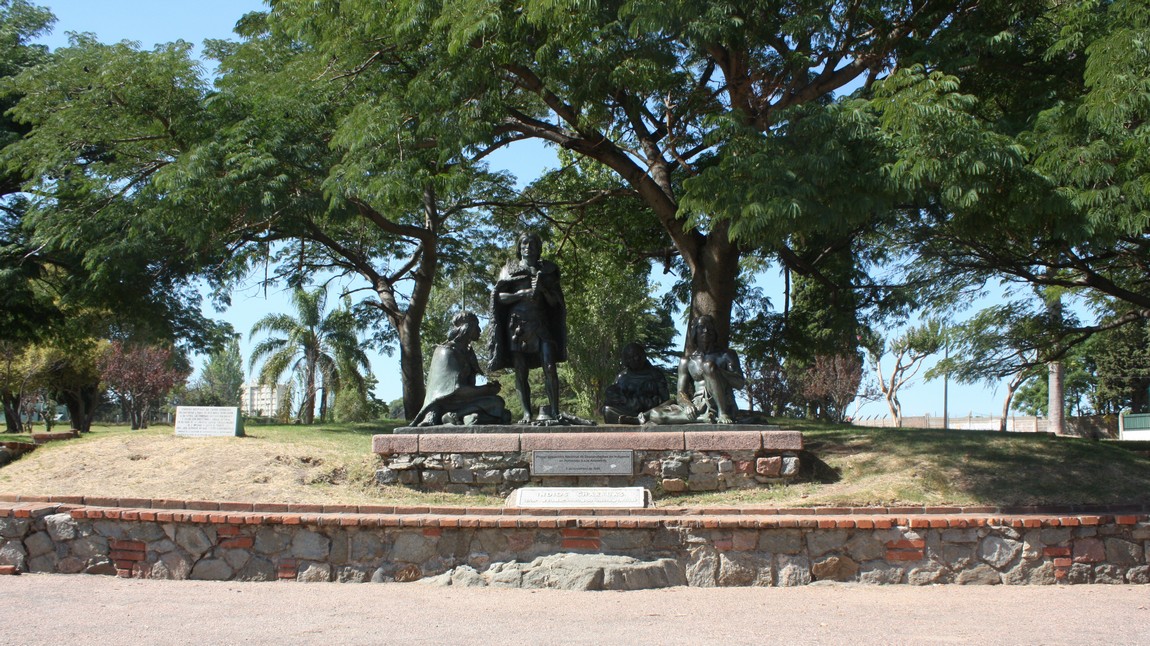 Monumento a los ltimos charruas